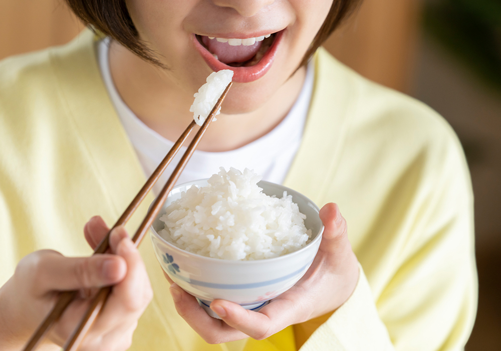 よく噛んで食べる習慣を身につける